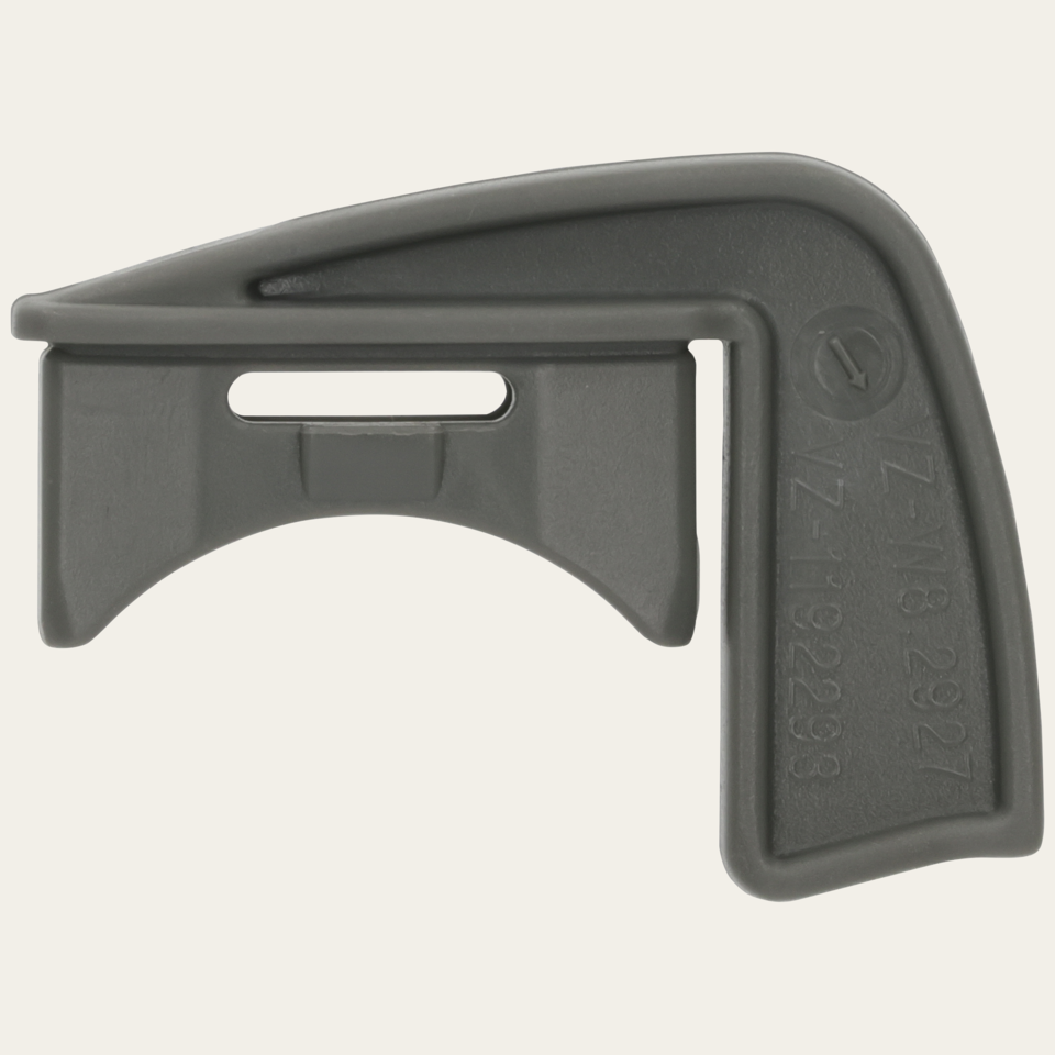 Stopper behind for basket rail