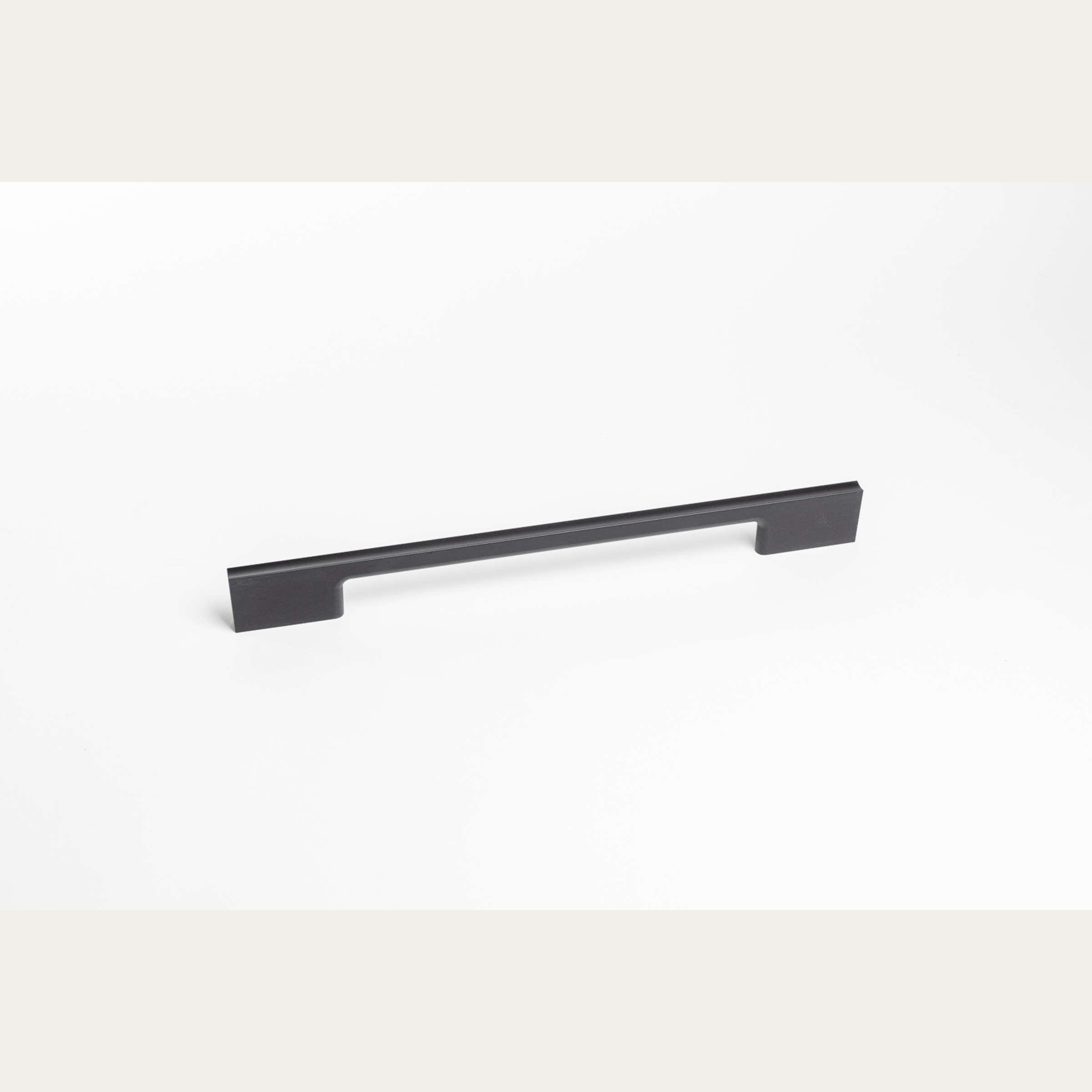 Black design handle, length 760 mm