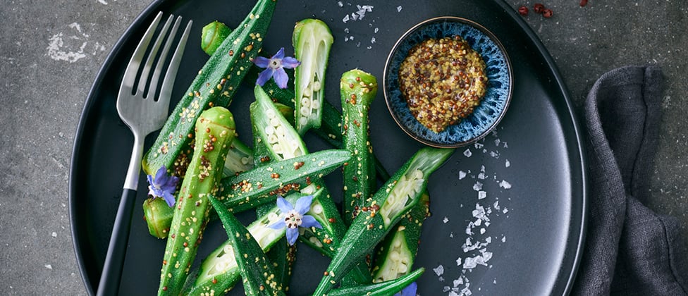 Okra pods with mustard