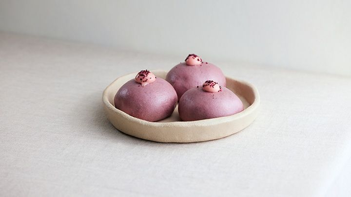 Purple bao buns with curry mayonnaise