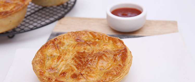 Beef, cheese and bacon pie